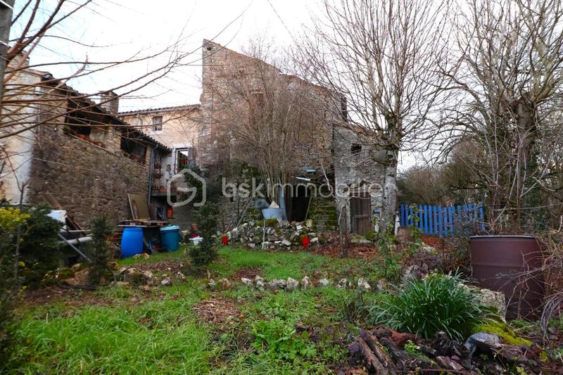 Maison ancienne - 141 m² - 1 pièce