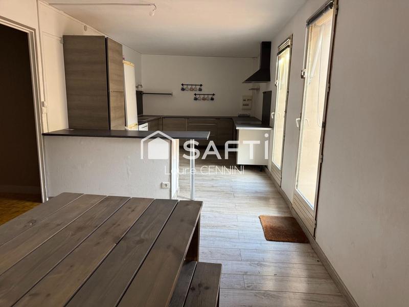 Maison - 448 m² - 15 pièces