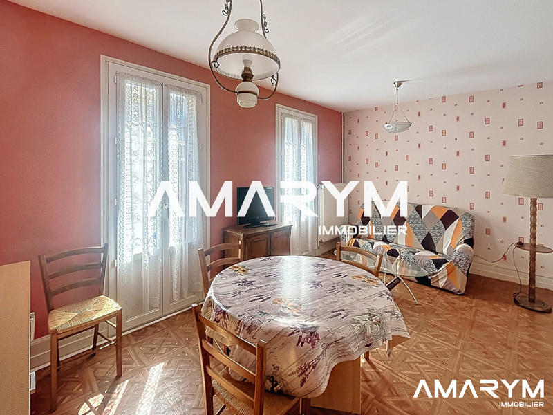 Maison - 75 m² - 5 pièces