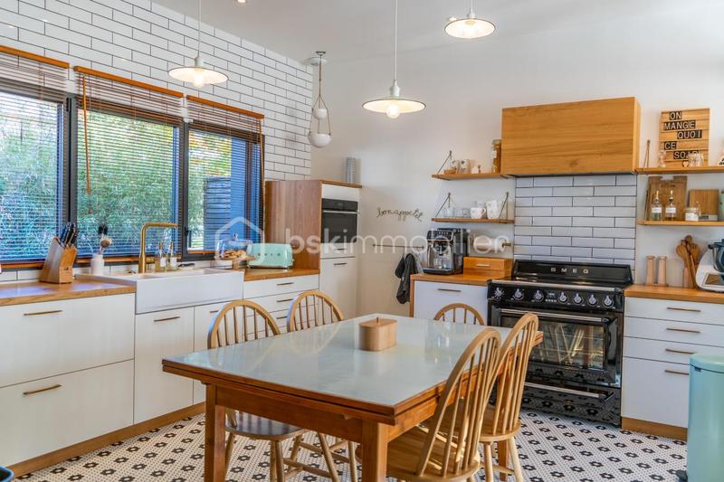 Maison d'architecte - 240 m² - 7 pièces