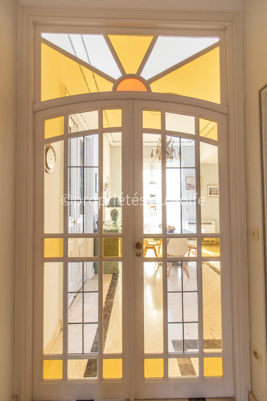 Appartement - 254 m² - 6 pièces