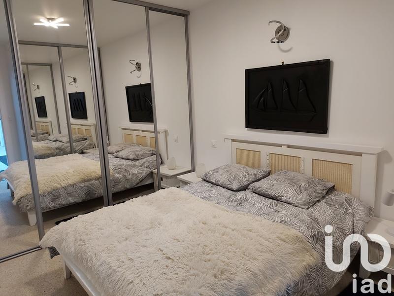 Loft - 202 m² - 4 pièces