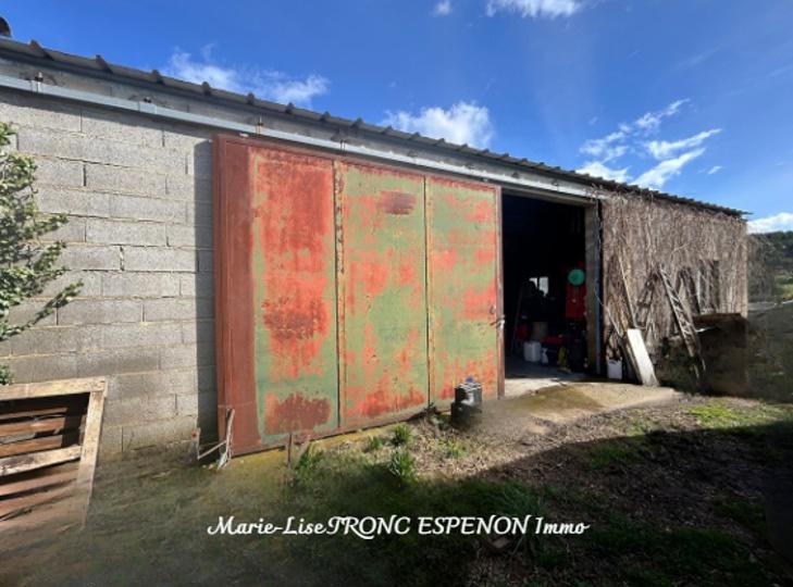 Maison - 240 m² - 5 pièces