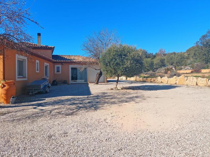 Villa - 196 m² - 6 pièces