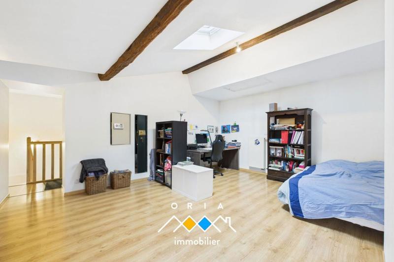 Maison - 174 m² - 7 pièces