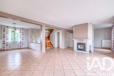 Maison - 182 m² - 8 pièces