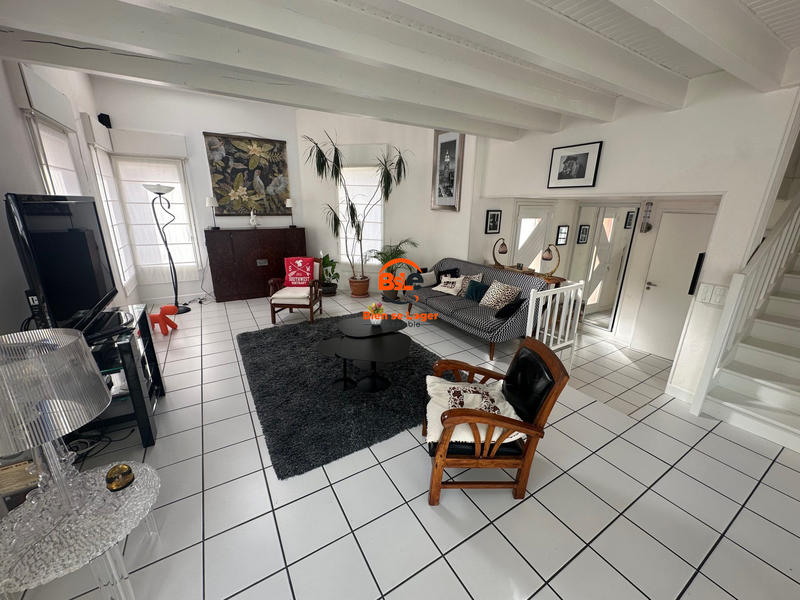 Maison contemporaine - 119 m² - 5 pièces