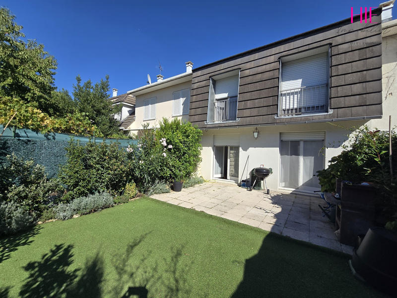 Maison contemporaine - 120 m² - 6 pièces