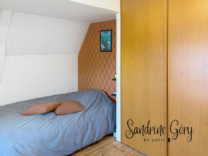 Maison - 174 m² - 8 pièces