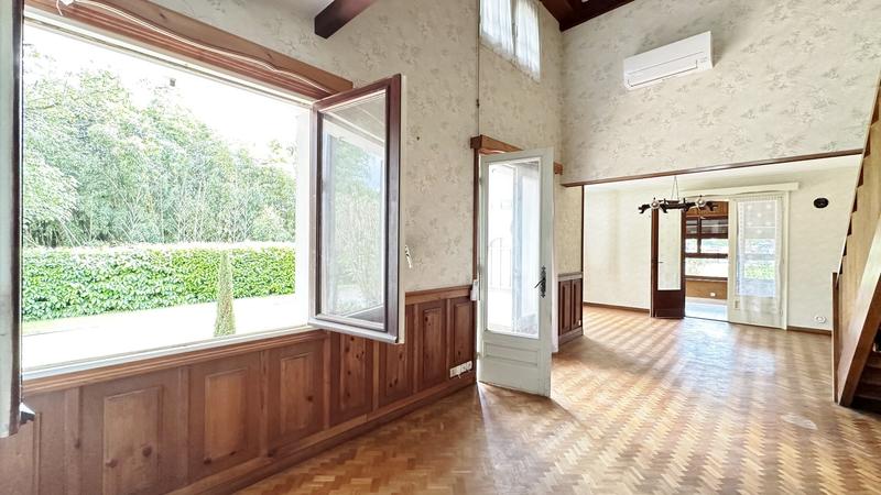 Maison - 174 m² - 7 pièces