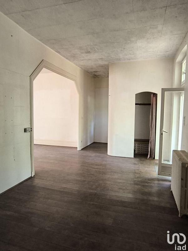 Château - 195 m² - 9 pièces