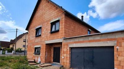 Maison - 190 m² - 8 pièces