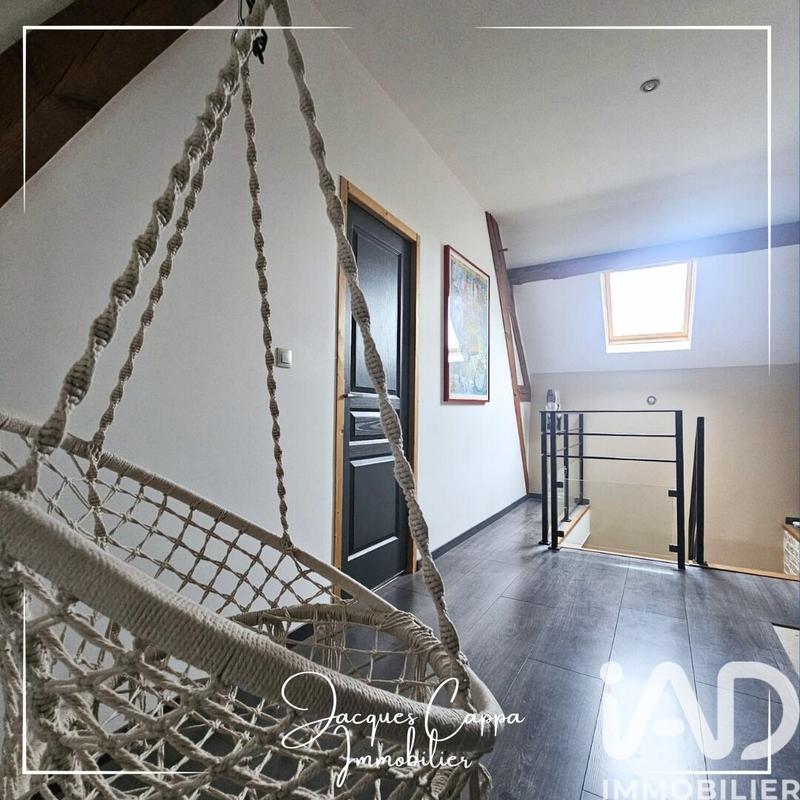 Maison - 220 m² - 6 pièces