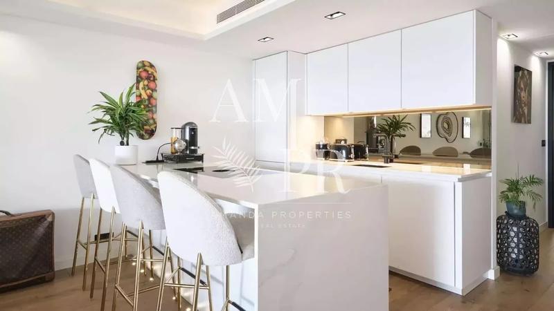 Appartement - 75 m² - 3 pièces