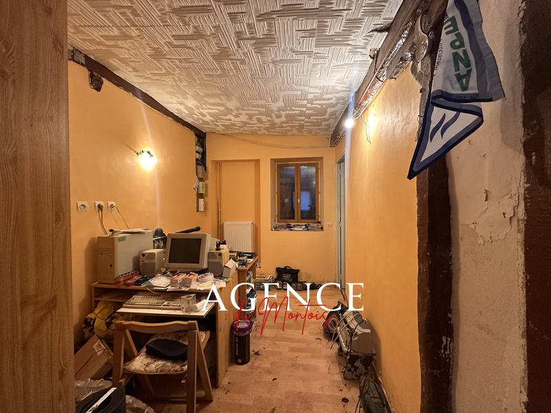 Maison - 169 m² - 10 pièces