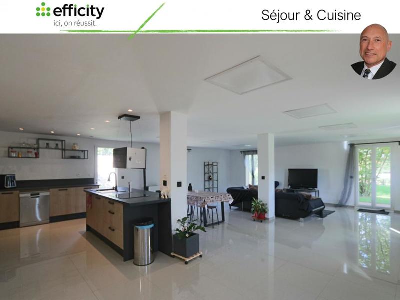 Maison - 155 m² - 5 pièces