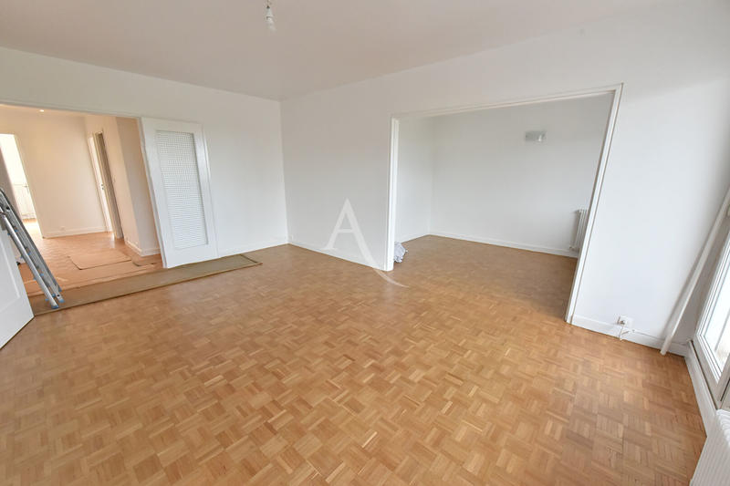 Appartement - 105 m² - 4 pièces