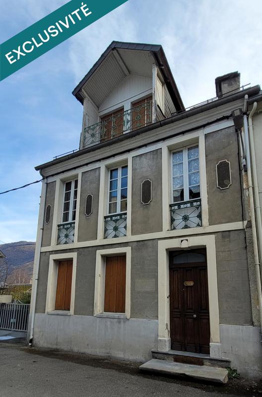 Maison de ville - 243 m² - 15 pièces