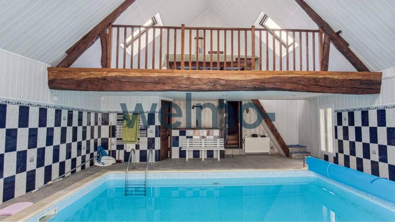 Maison - 390 m² - 7 pièces