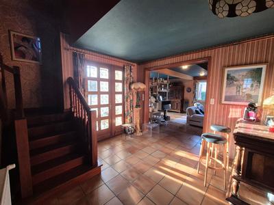 Maison - 177 m² - 7 pièces