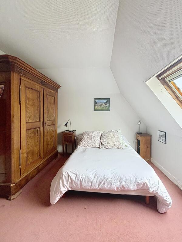 Maison - 172 m² - 9 pièces