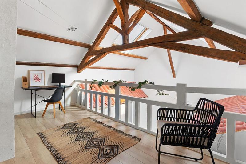 Maison - 198 m² - 7 pièces