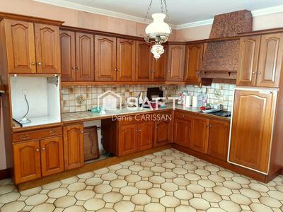 Maison - 182 m² - 7 pièces