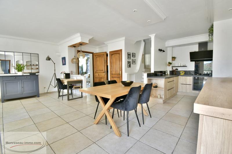 Maison - 173 m² - 6 pièces