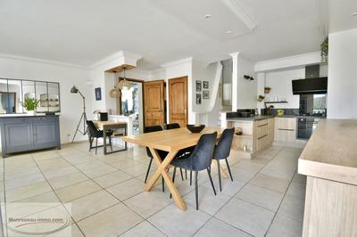 Maison - 173 m² - 6 pièces