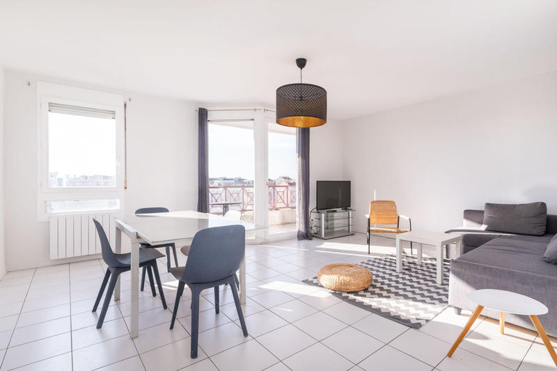 Appartement - 95 m² - 4 pièces