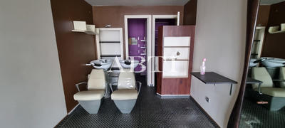 Local commercial - 25 m² - 3 pièces