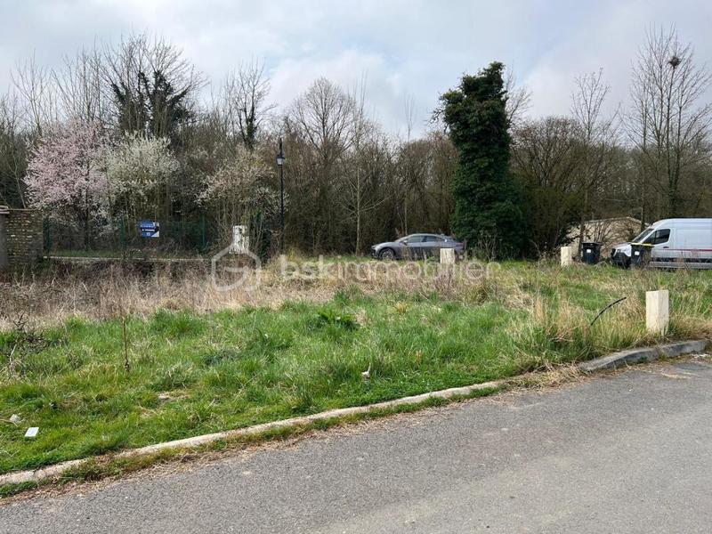 Terrain constructible - 304 m²