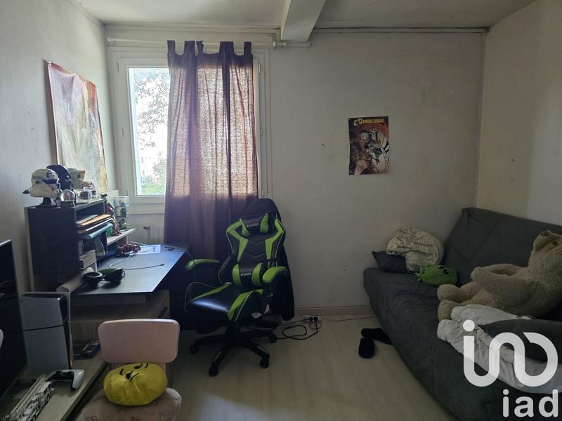 Appartement - 90 m² - 5 pièces