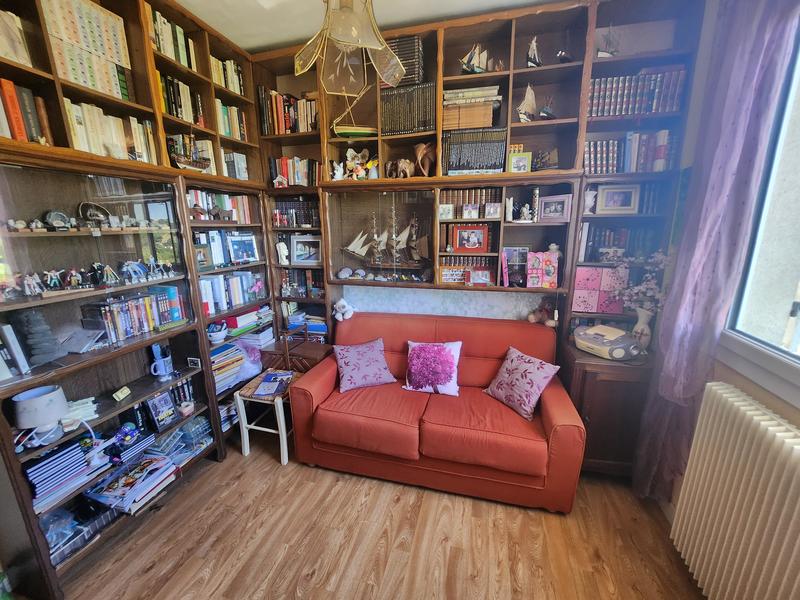 Maison traditionnelle - 151 m² - 6 pièces