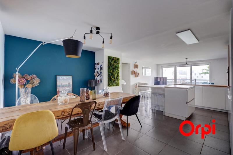 Appartement - 95 m² - 4 pièces