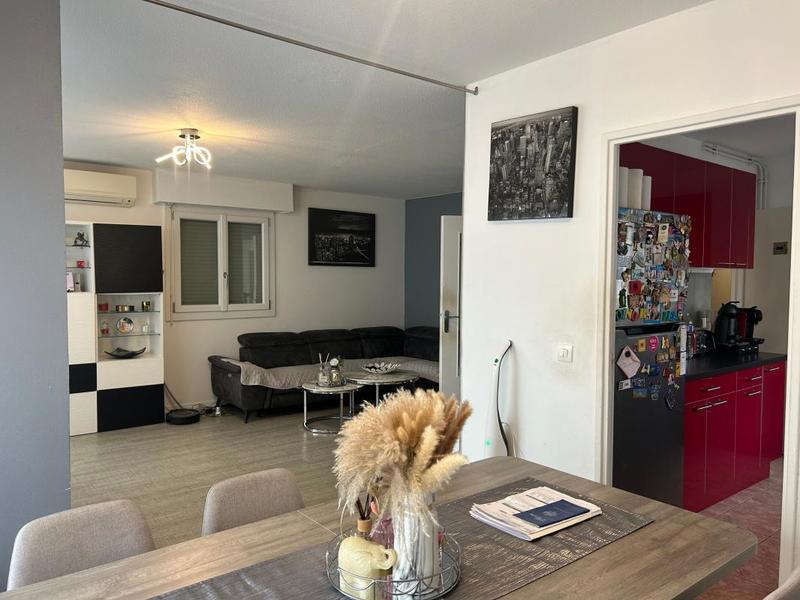 Appartement - 100 m² - 4 pièces