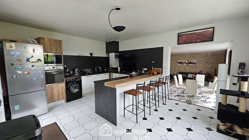 Maison - 111 m² - 5 pièces