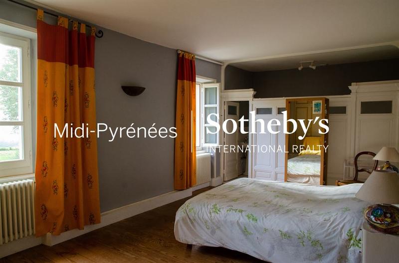 Maison de maîtres - 510 m² - 20 pièces