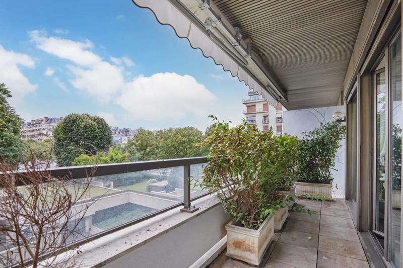 Appartement - 121 m² - 4 pièces