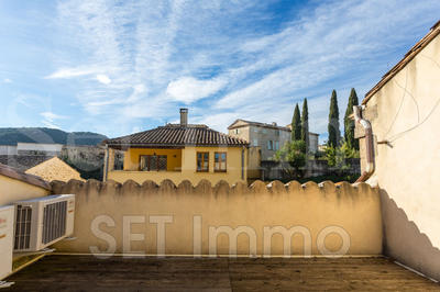 Local commercial - 102 m²