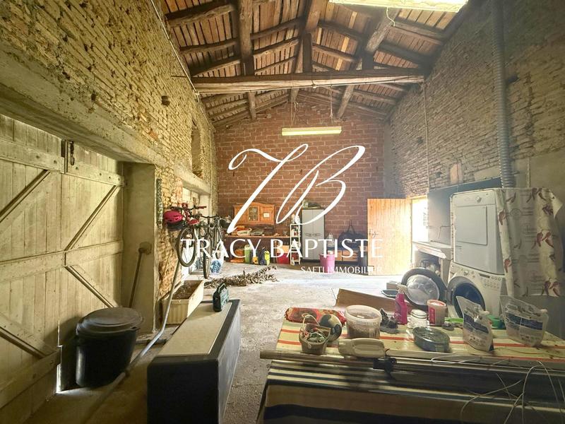 Maison - 316 m² - 10 pièces