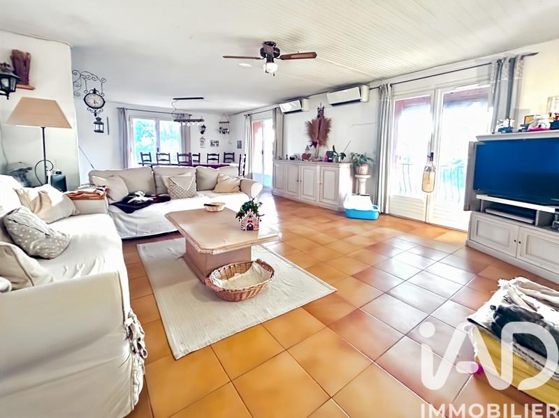 Maison - 204 m² - 9 pièces