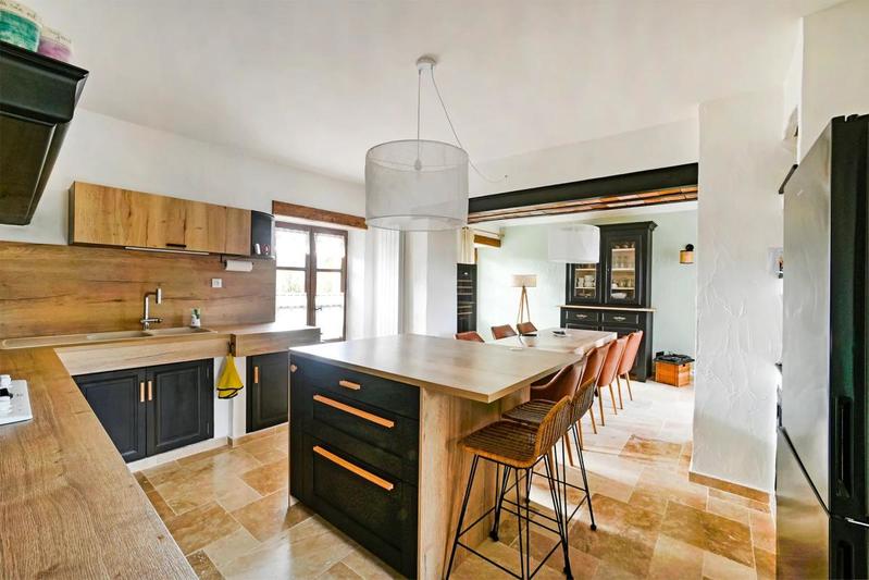 Mas - 339 m² - 12 pièces