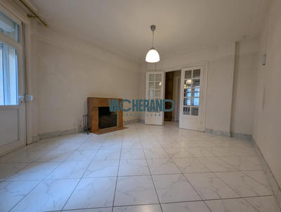 Appartement - 136 m² - 7 pièces
