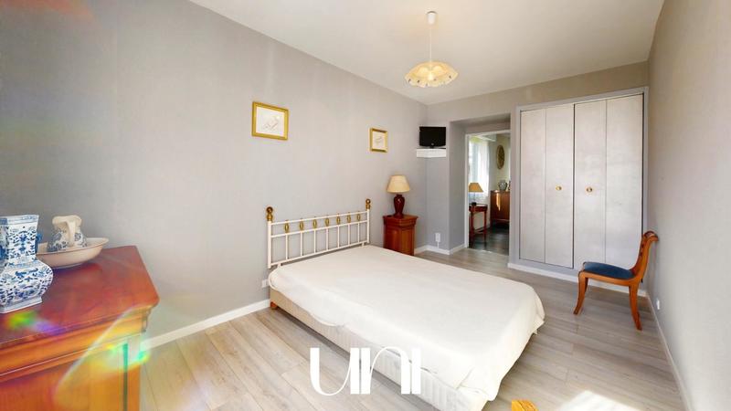 Appartement - 97 m² - 3 pièces