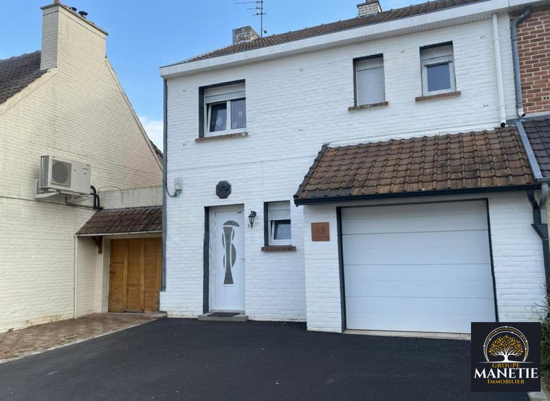 Maison - 99 m² - 5 pièces