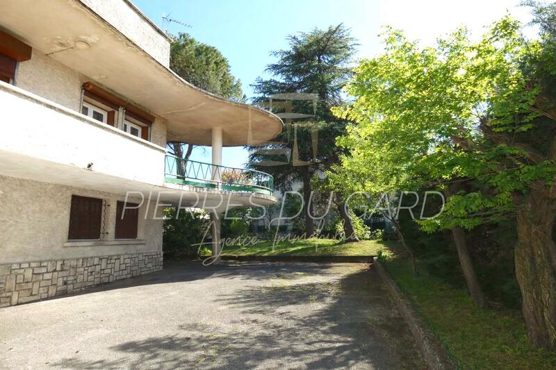 Maison - 172 m² - 7 pièces