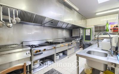 Local d'activités - 700 m²