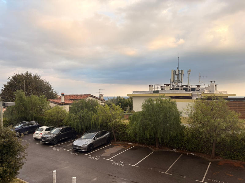 Bureau - 11 m² - 1 pièce