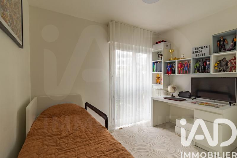 Appartement - 75 m² - 4 pièces